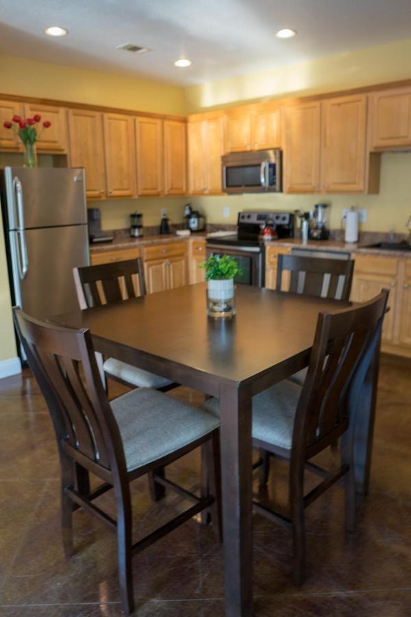 Serene 3Br Apartment 4Tvs Free Wi-Fi & Parking -E- Moss Point Exterior foto