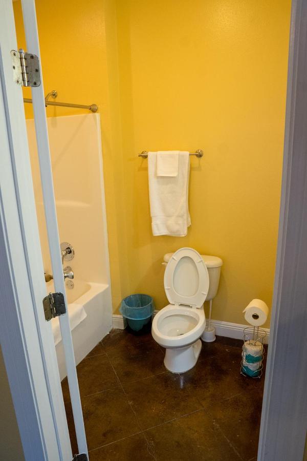 Serene 3Br Apartment 4Tvs Free Wi-Fi & Parking -E- Moss Point Exterior foto